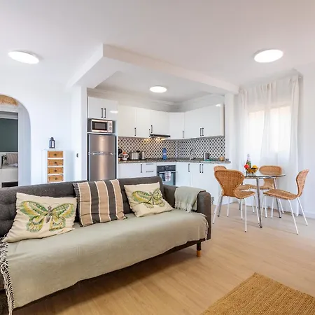 Appartement Salt And Sea Apartment, Sea View, Free Wi Fi *