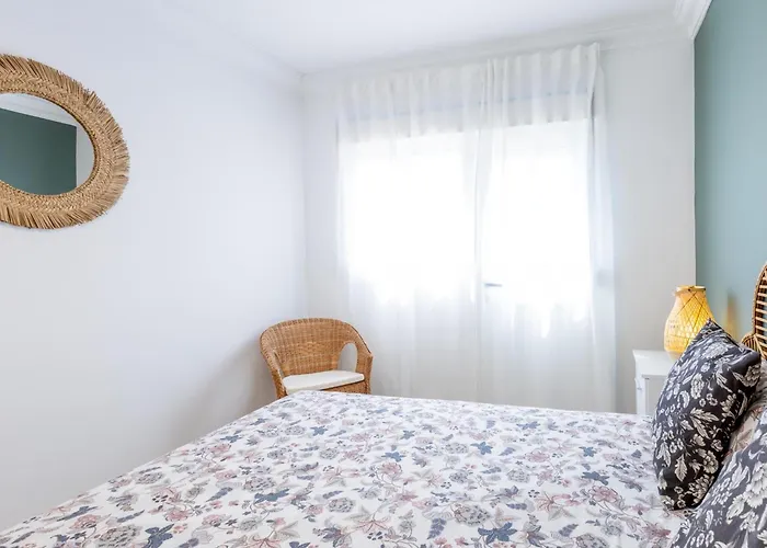 Salt And Sea Apartment, Sea View, Free Wi Fi *