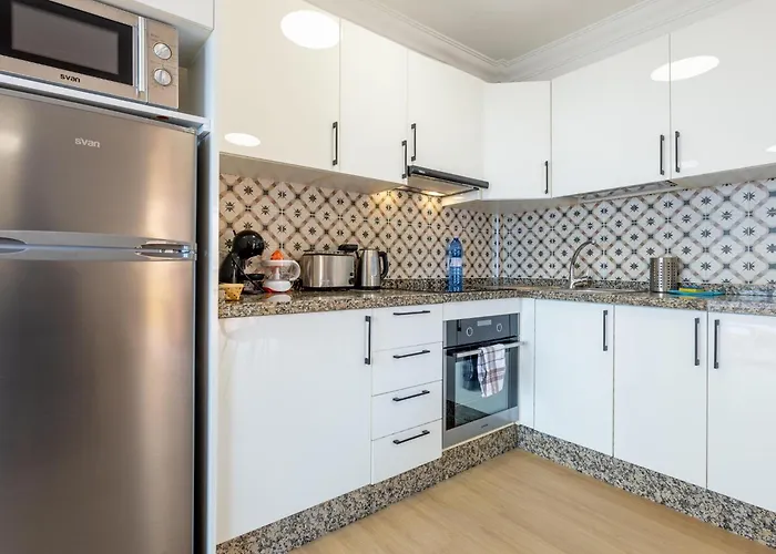 Salt And Sea Apartment, Sea View, Free Wi Fi أذيخي