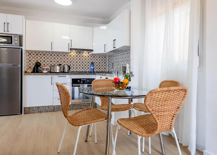 شقة Salt And Sea Apartment, Sea View, Free Wi Fi أذيخي
